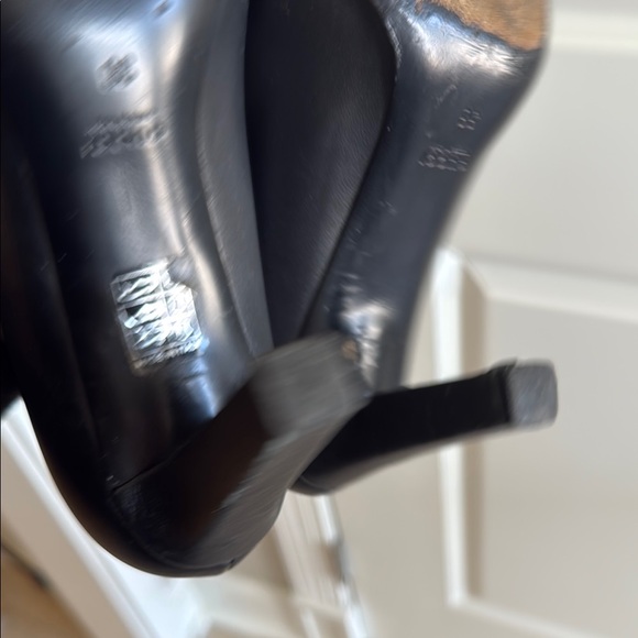 Gucci Sachalin Black Pumps with silver logo buckle 8m 38EU - Picture 4 of 16